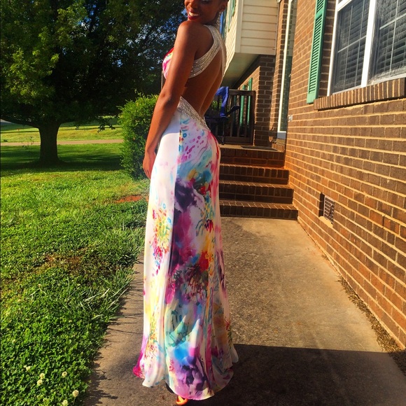 Beautiful dress that was worn once for prom! - Picture 2 of 4