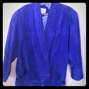 Authentic Suede jacket in a beautiful color