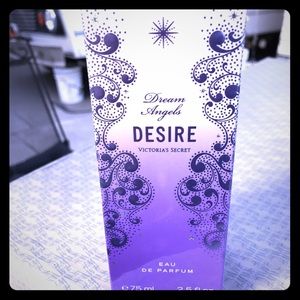 Victoria Secret Dream Angels desire. NWT