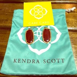 Dark red Elle earrings