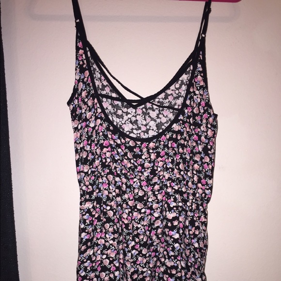 Black and floral print romper - Picture 3 of 4