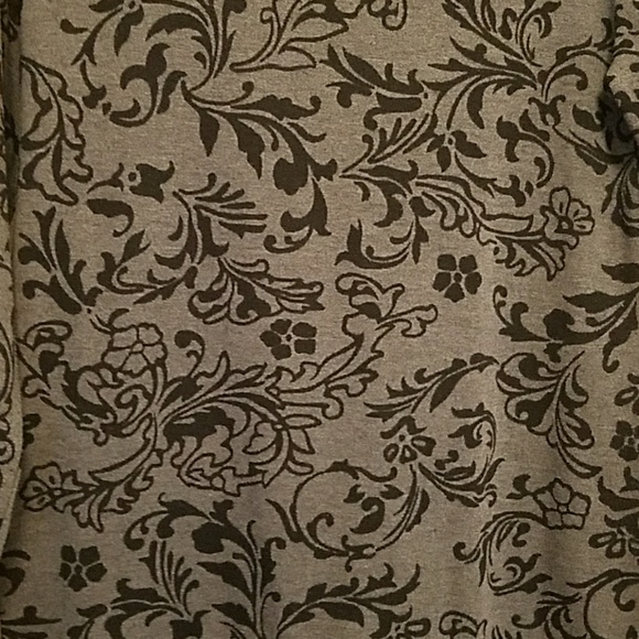 Top - Picture 3 of 3