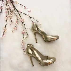 INC International strap heels