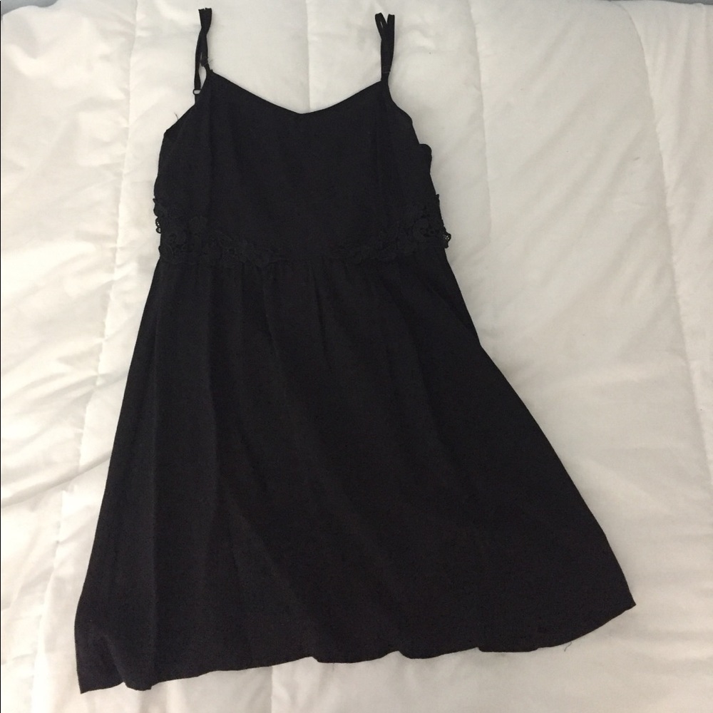 H&M LITTLE BLACK DRESS!