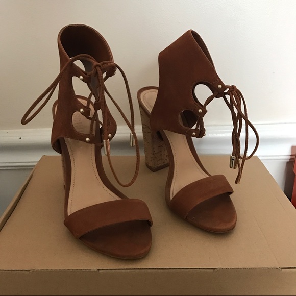 Lace-Up Cuff Heels - Picture 3 of 5