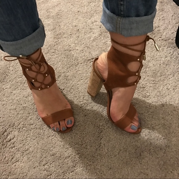 Lace-Up Cuff Heels - Picture 5 of 5