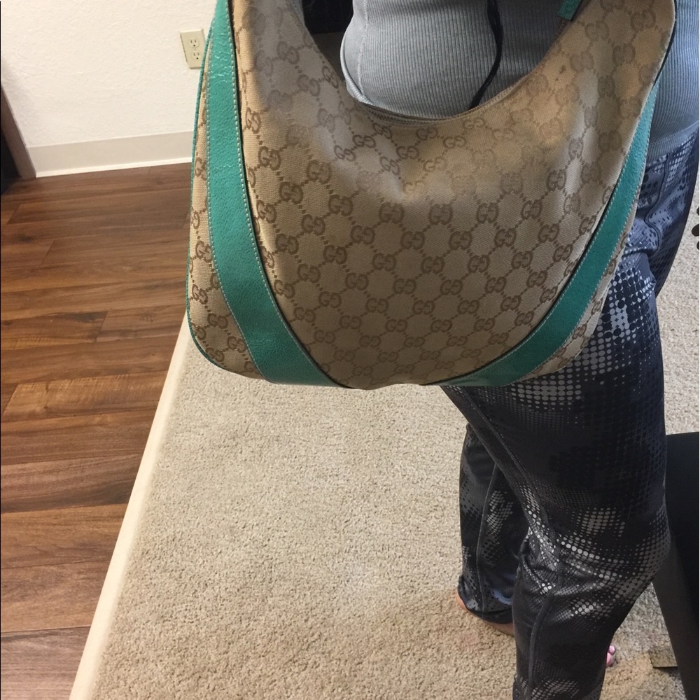 100% AUTHENTIC Gucci bag!