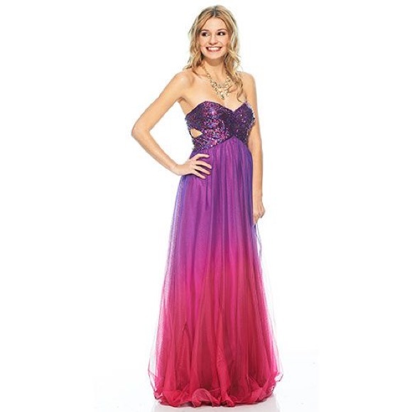 Fun junior prom dress ! - Picture 4 of 4