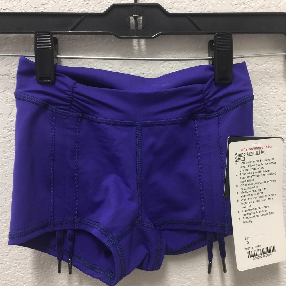 Lululemon some like it hot short