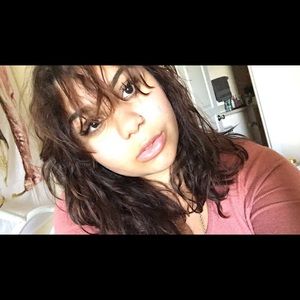 Meet your Posher, Makayla