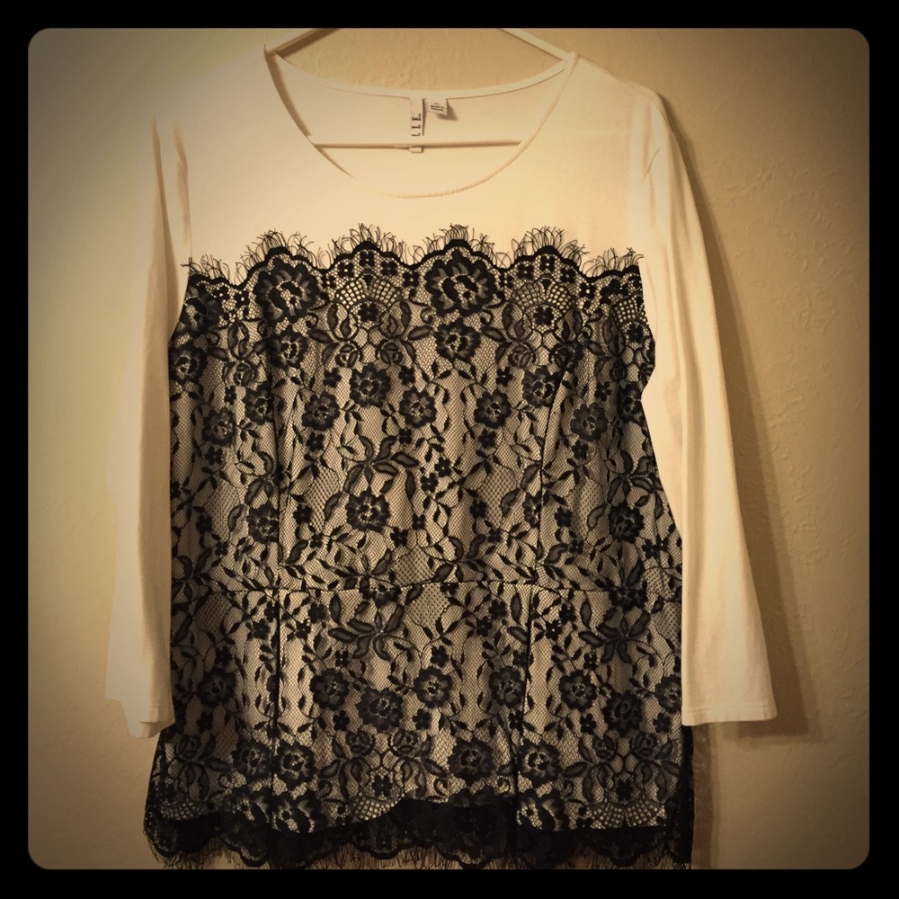 ELLE Peplum Lace Top 👚Bundle 2+ for 20%👚
