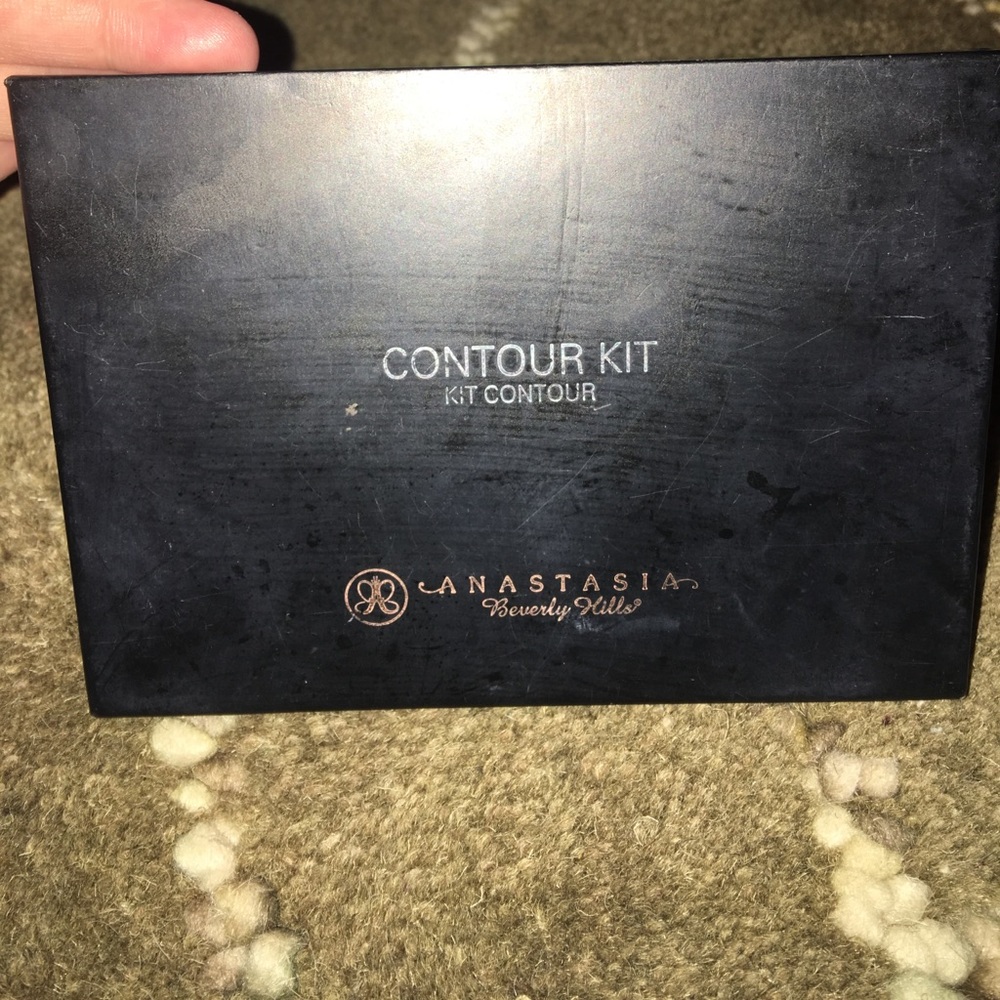 Anastasia Beverly Hills Contour Kit