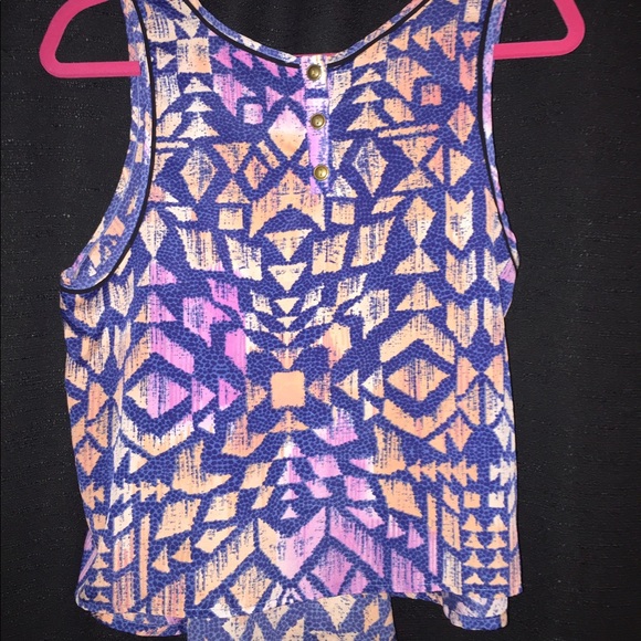 Tribal printed purple tank. - Picture 2 of 2