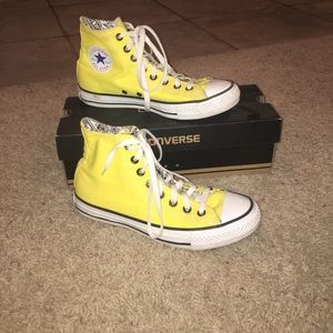 High-top Converse