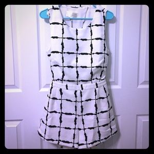 JOA Ivory Summer Black/White Romper