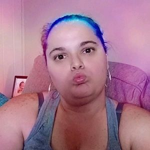 Meet your Posher, Niki