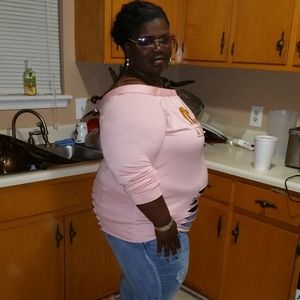 Meet your Posher, Candace