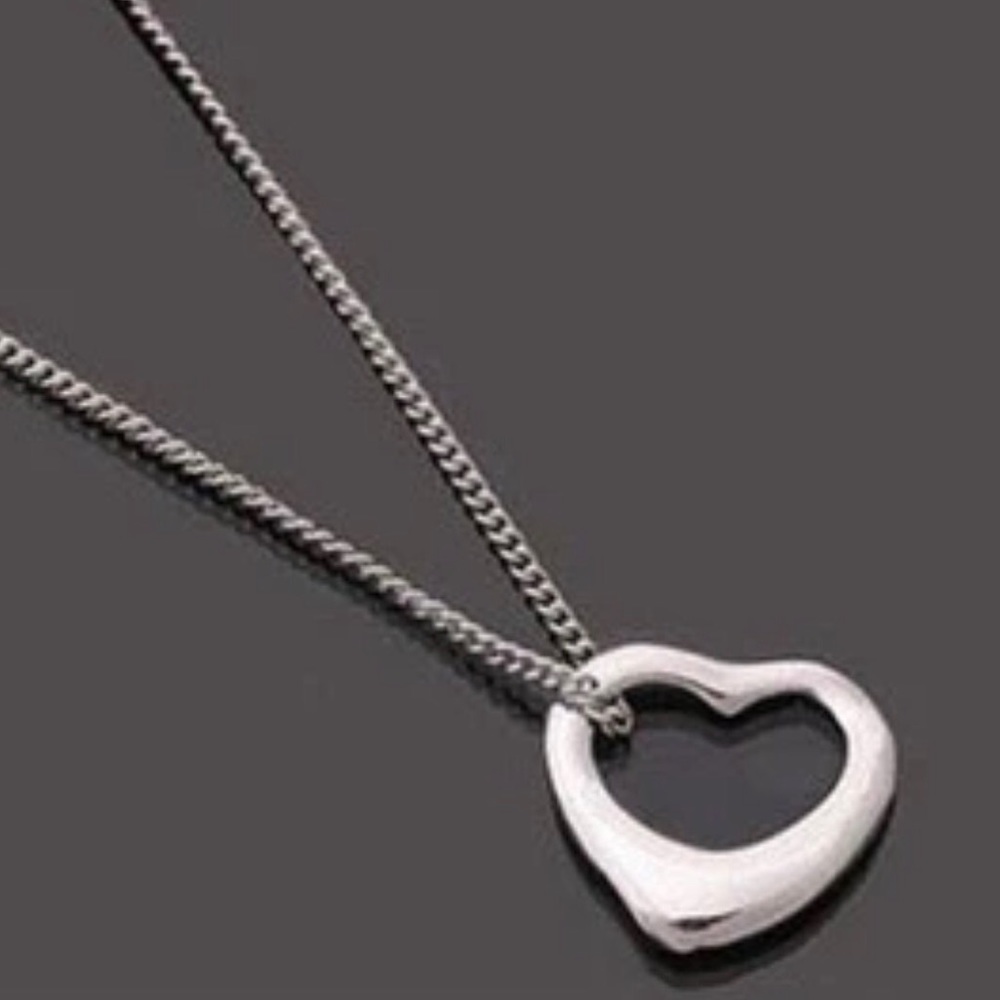SILVER PLATED HEART NECKLACE