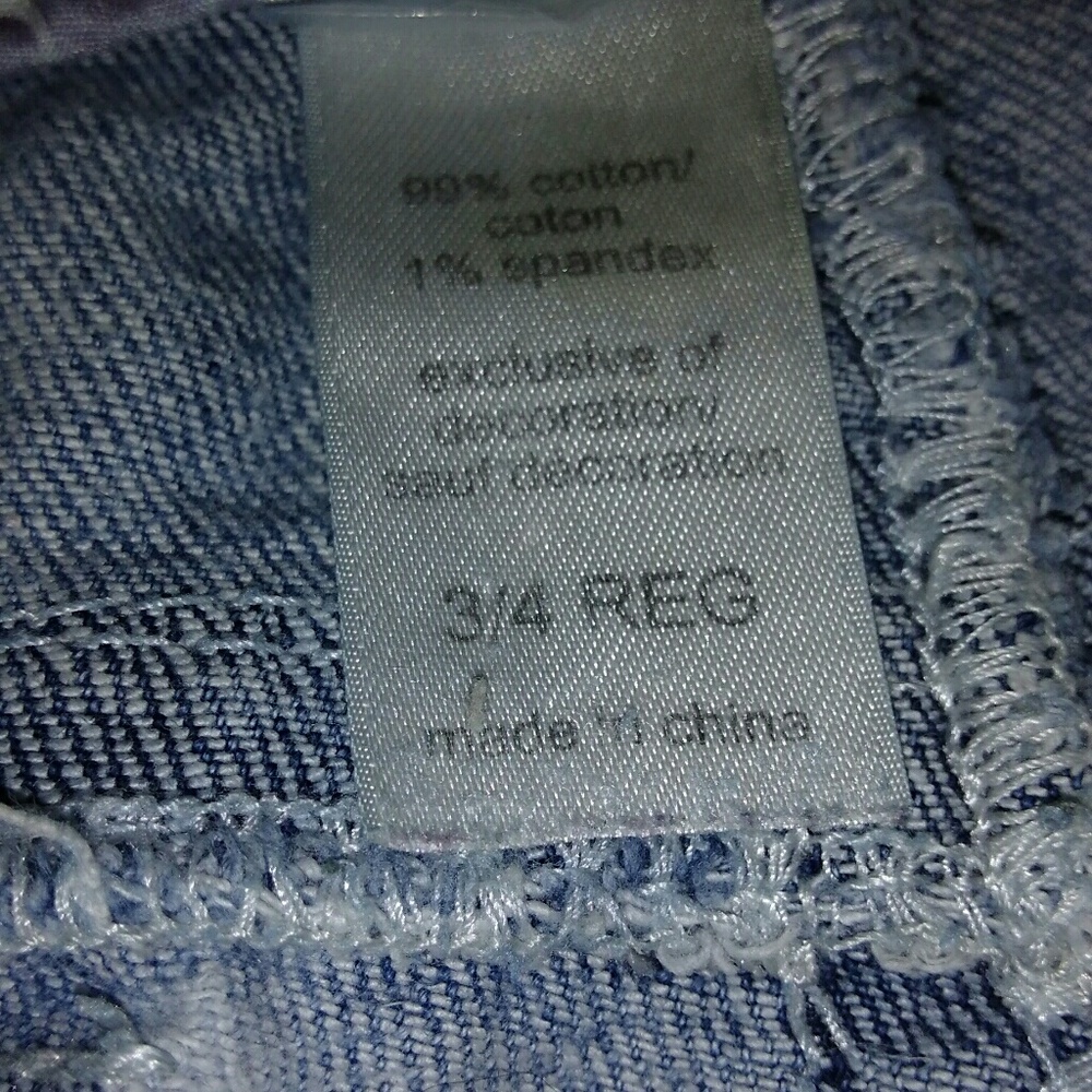 Shorts - Picture 3 of 3