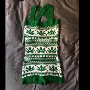 Knitty kitty 🐱 high times romper