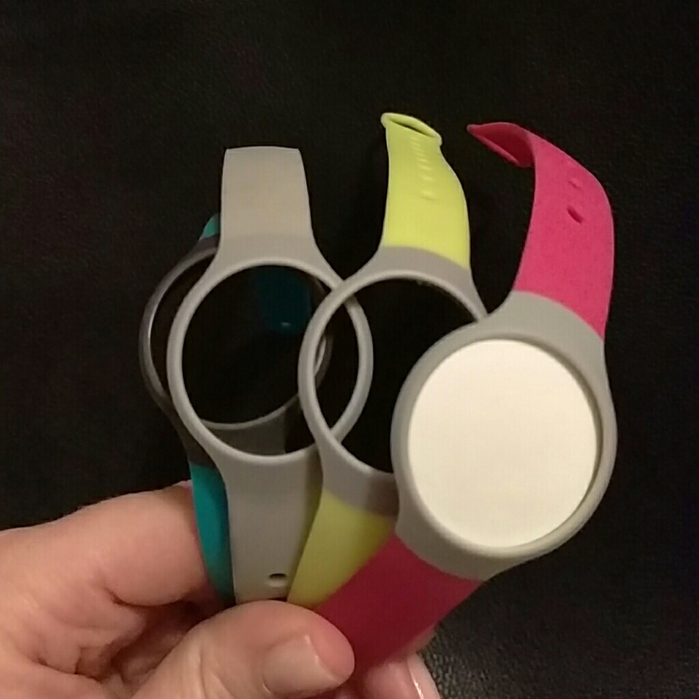 Misfit flash frost fitness tracker with four bands