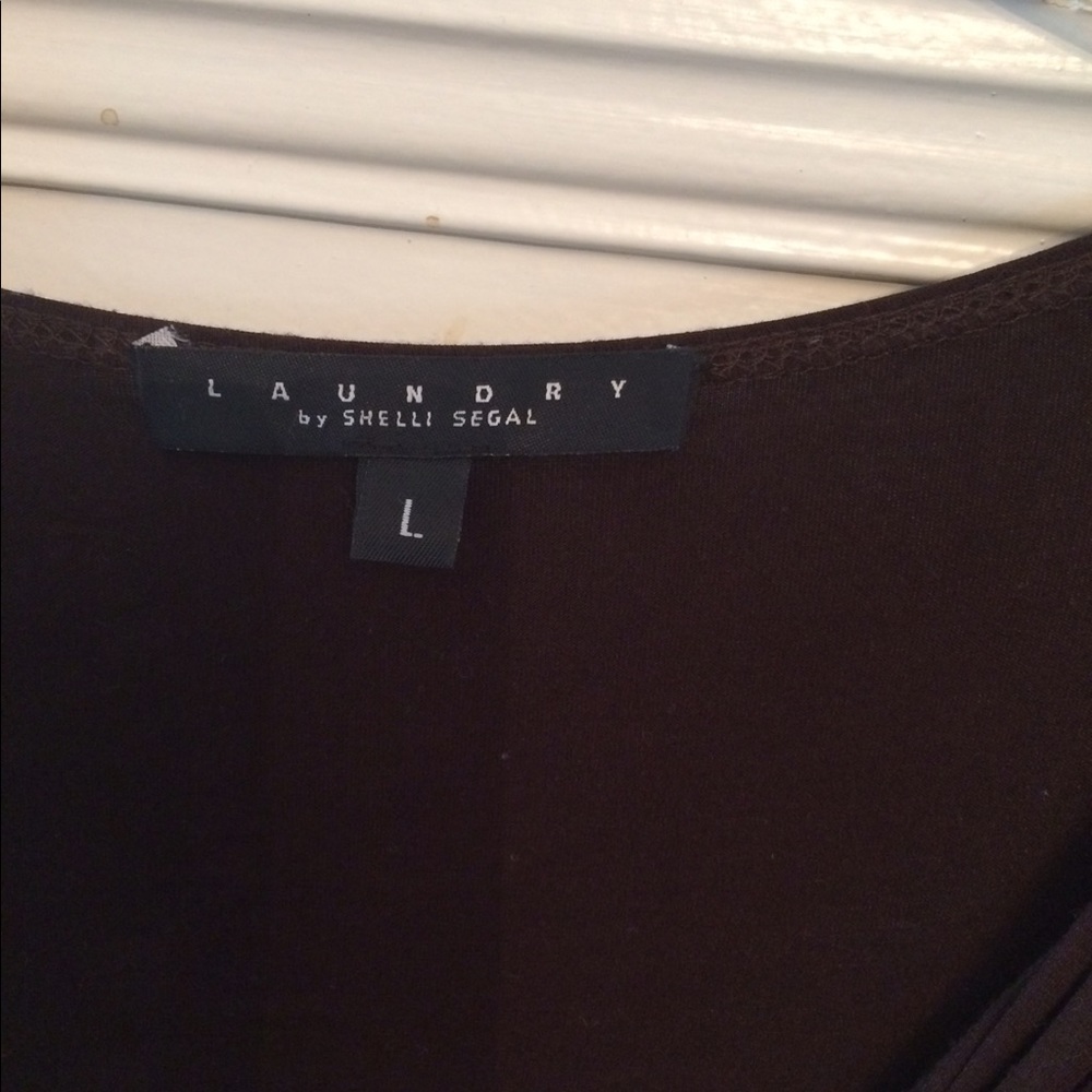 Laundry - Picture 2 of 2