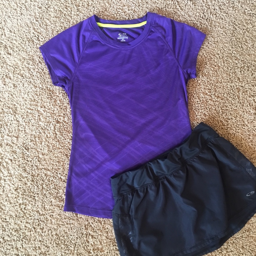 🍷5 for $25 sale🍷 purple workout tee