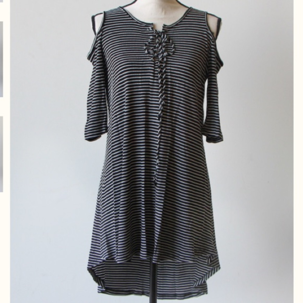 ✨CLEARANCE Striped Cold-Shoulder Dress✨