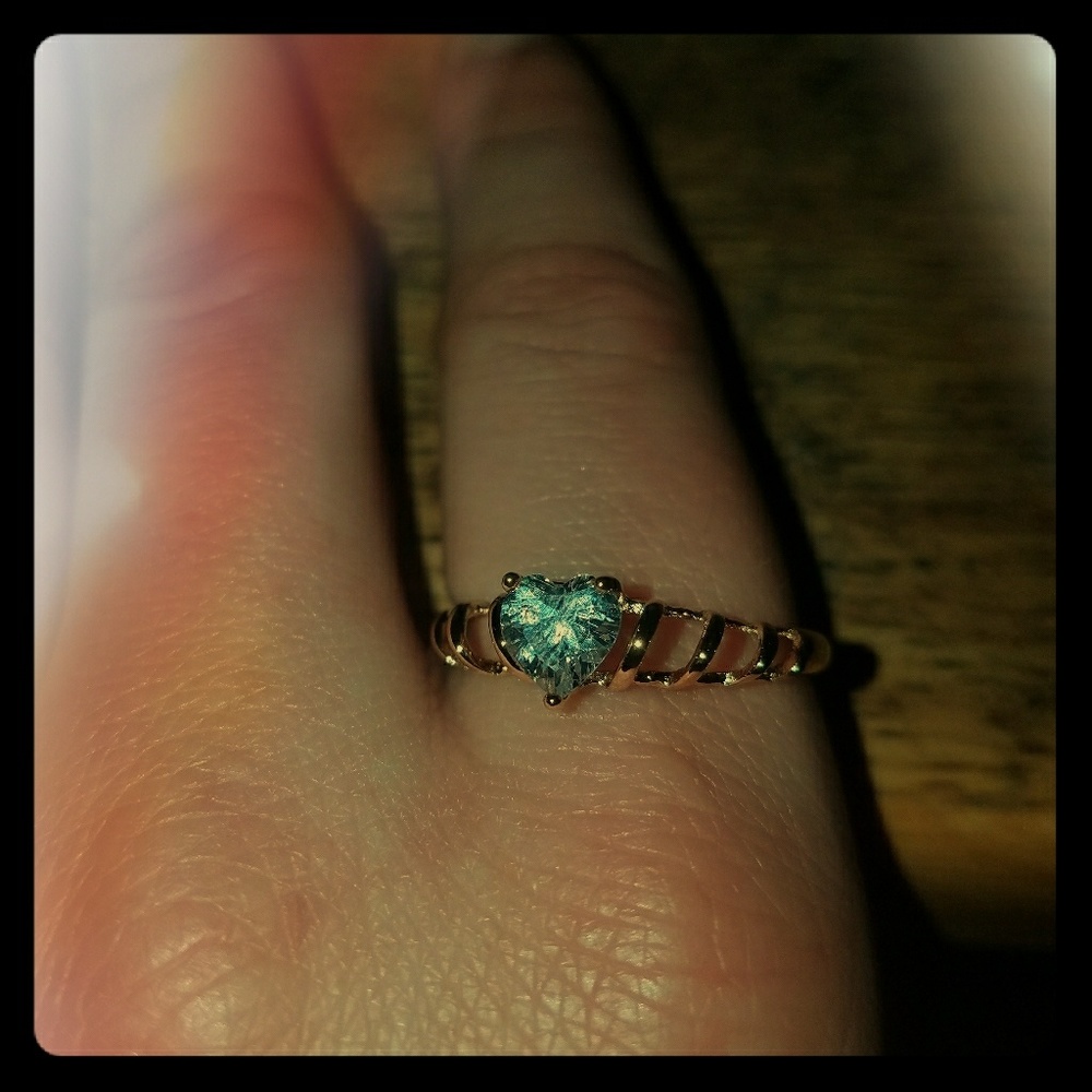 White topaz heart ring