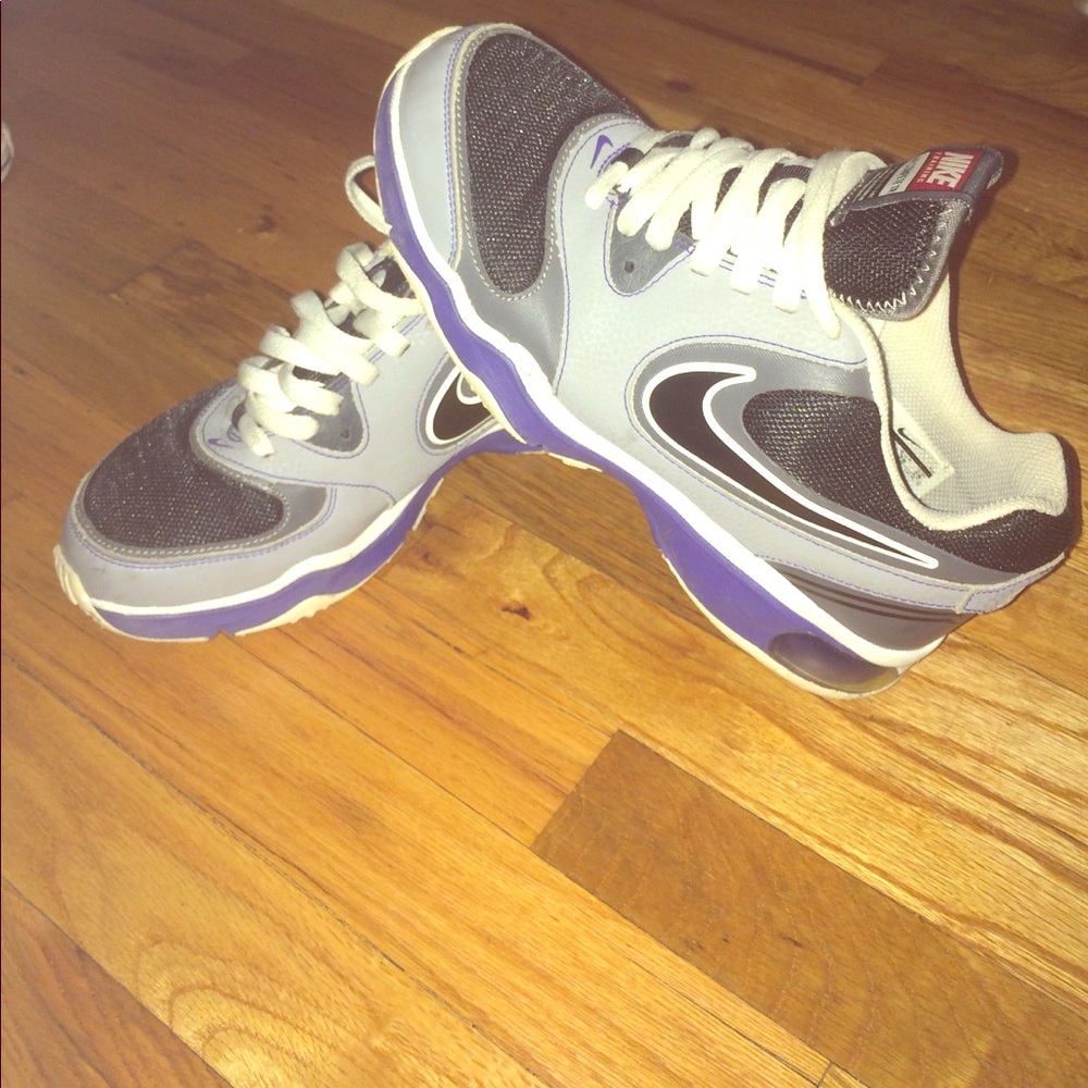 Size 8, Gray and Purple Nike Air Max