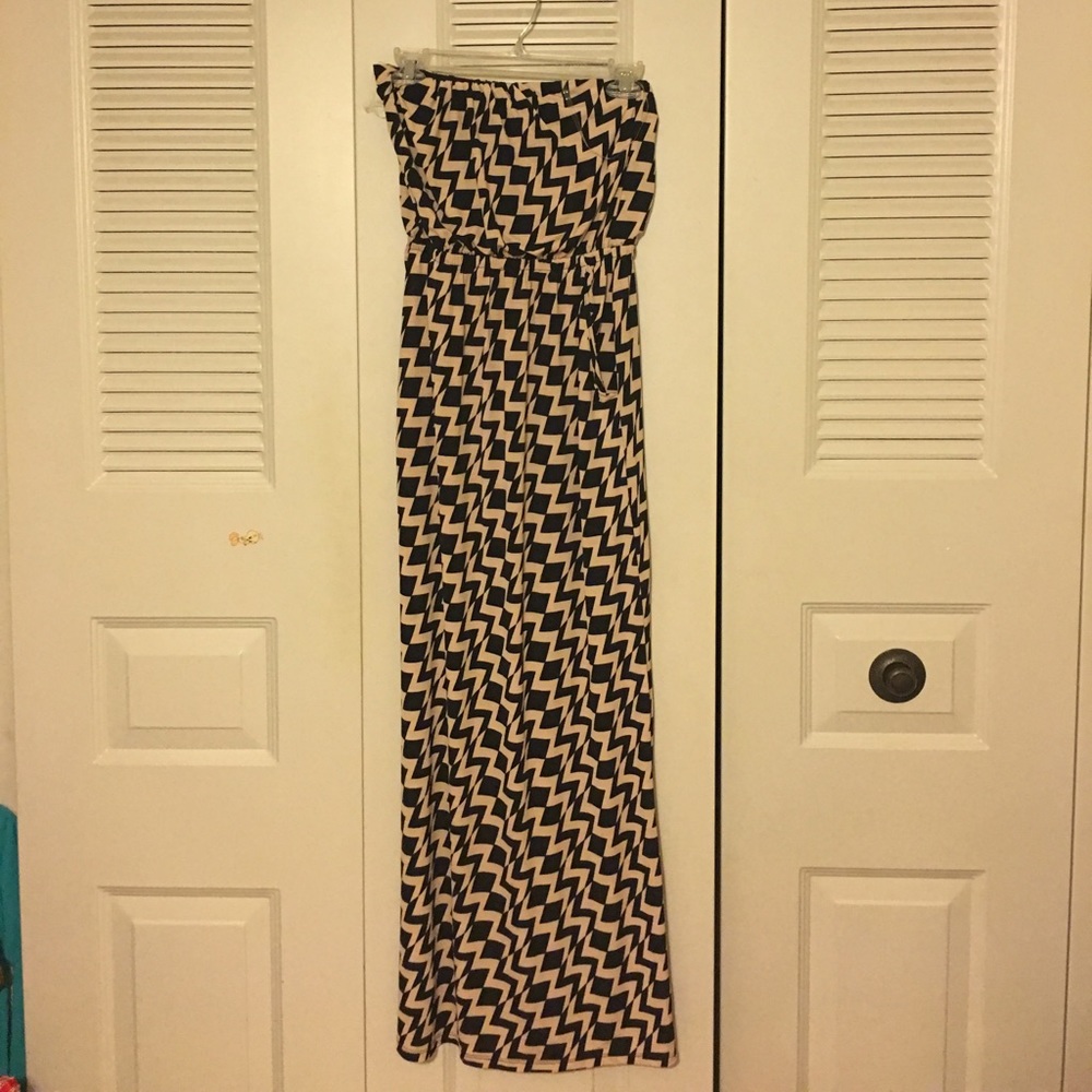 Strapless sundress