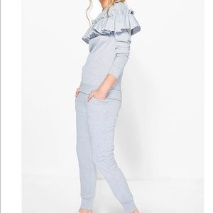 ❕❕Gray Sweatsuit w/ Ruffle Top❕❕