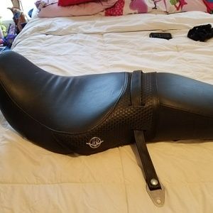 Harley Davidson seat and backrest