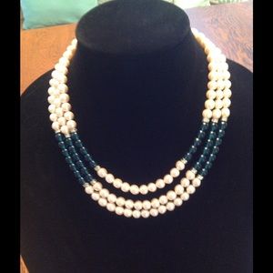Pearl necklace with green beads and rhinestones