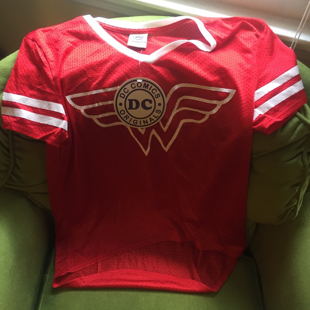 Wonder Woman jersey