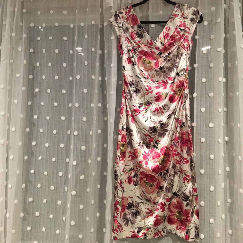 Maggy London midi dress