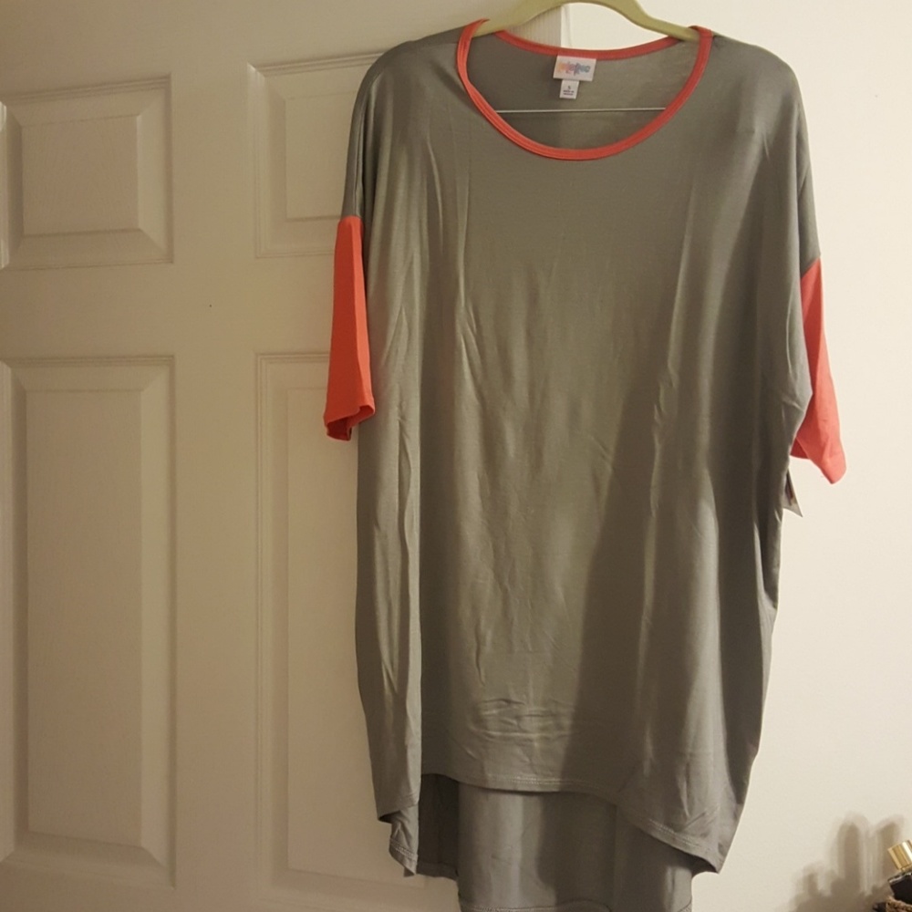 Brand new LuLaRoe Irma tunic