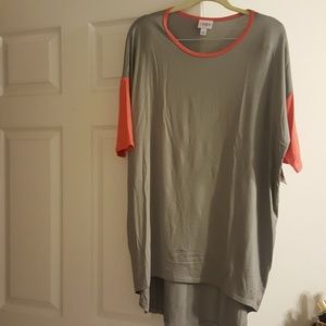 Brand new LuLaRoe Irma tunic