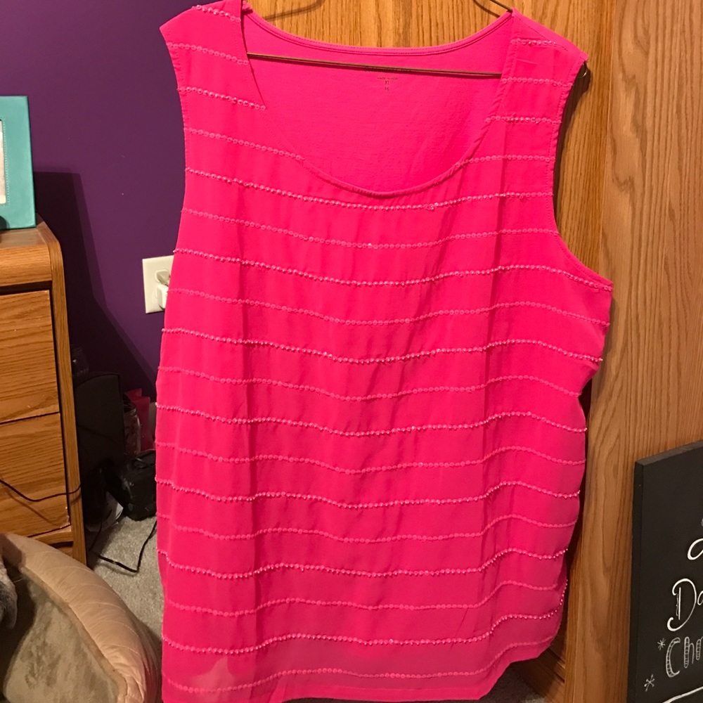 Women's sleeveless top