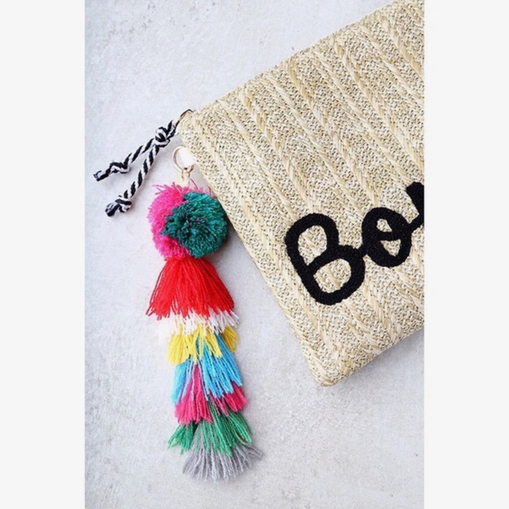 Melie Bianco Straw Clutch Embroidery "Bonjour" - Picture 2 of 6
