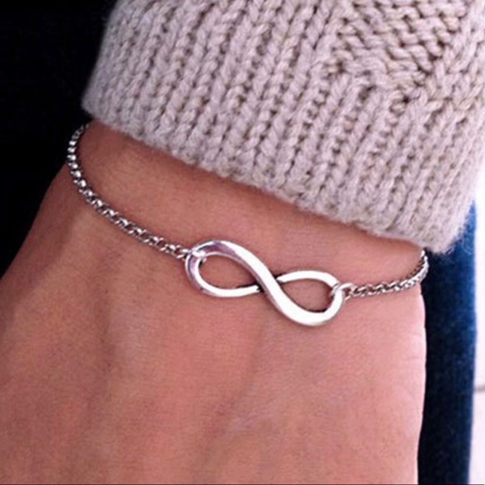 SILVER PLATED INFINITY BRACELET