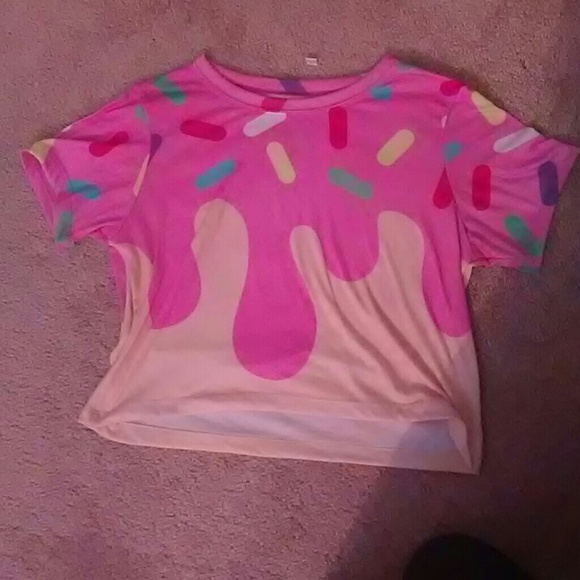 Doughnut crop top - Picture 1 of 1