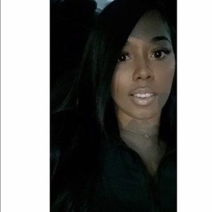 Meet your Posher, Jonelle