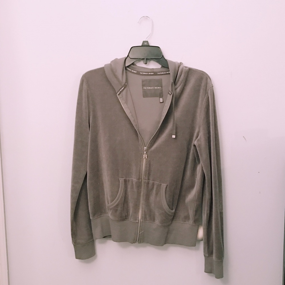 *3 DAYS LEFT* Velvet Victoria's Secret Sweater