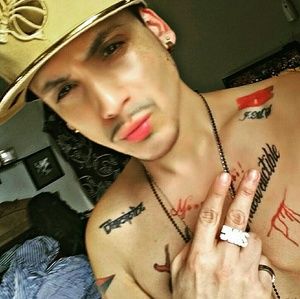 Meet your Posher, Jonathan