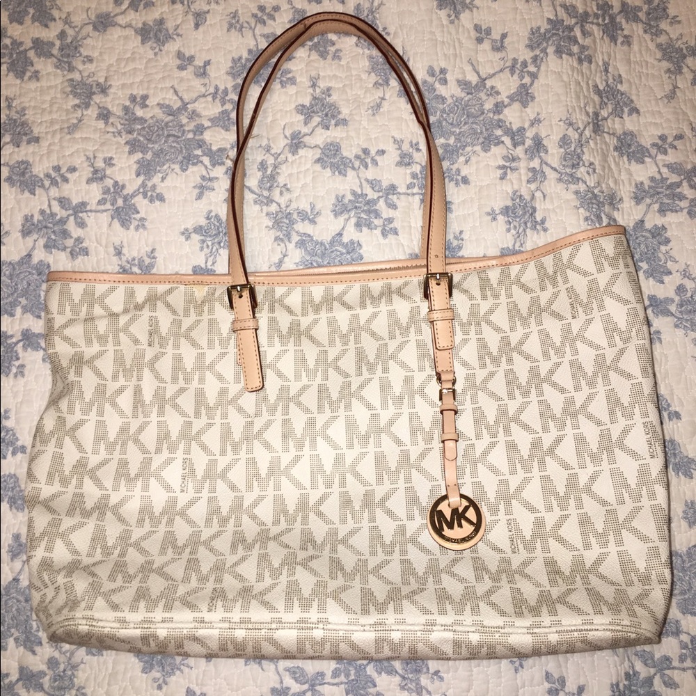 Michael Kors jet set logo shoulder bag