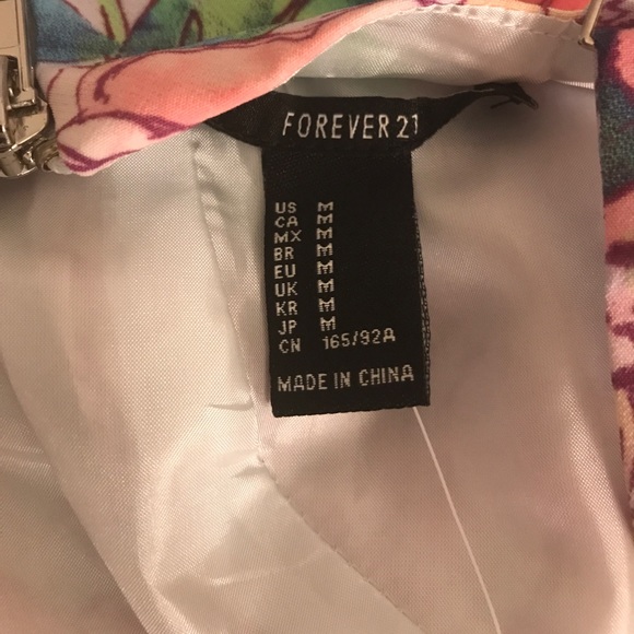 Forever 21 pink floral crop top - Picture 3 of 3