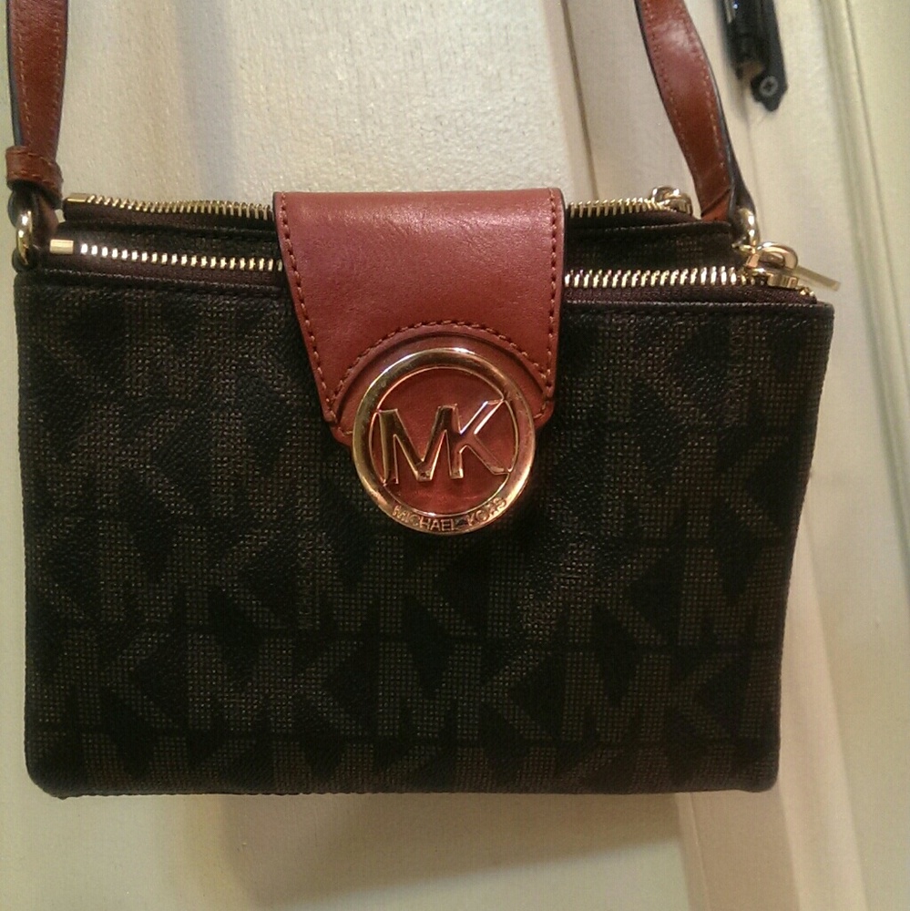 Michael Kors purse