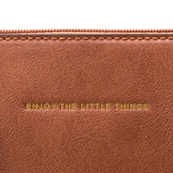 Escape the Ordinary Crossbody & Multi Color Tassel - Picture 2 of 5