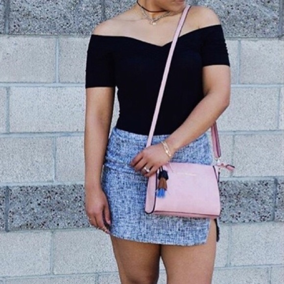 Escape the Ordinary Crossbody & Multi Color Tassel - Picture 5 of 5